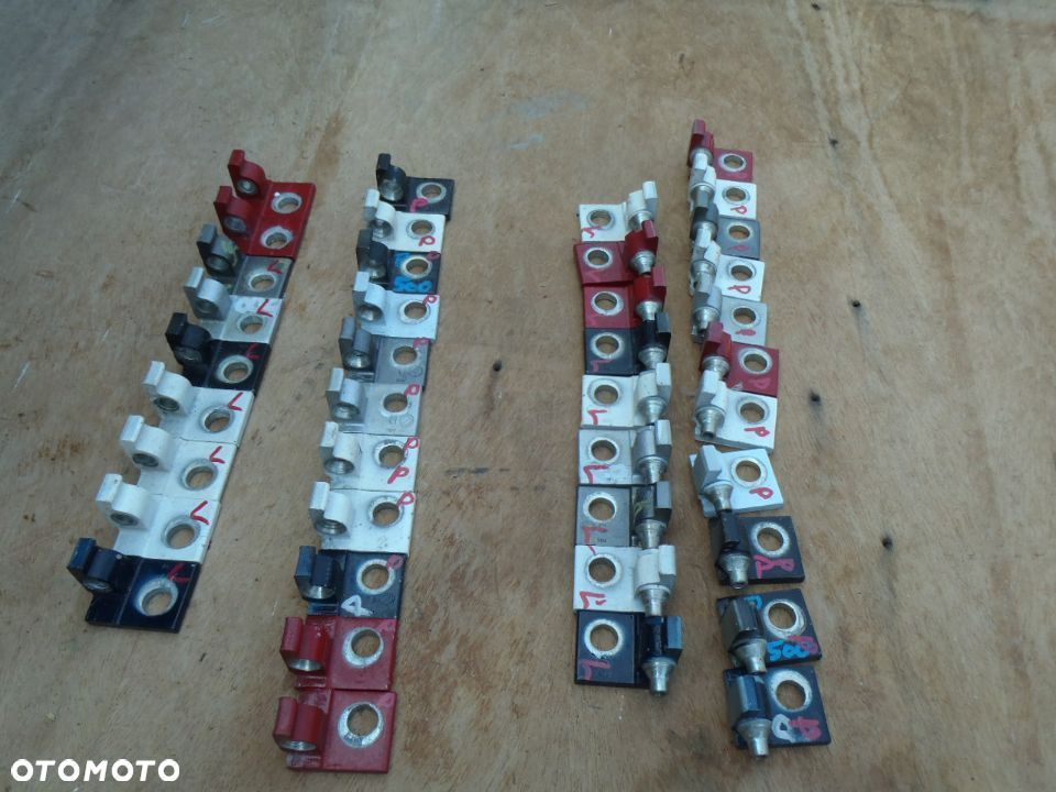 zawias rygiel ogranicznik drzwi fiat panda 500 lewy prawy góra dół  jak nowy oryginał