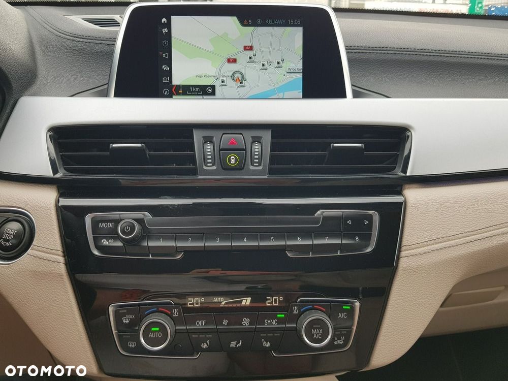BMW X2 sDrive18d Advantage - 18