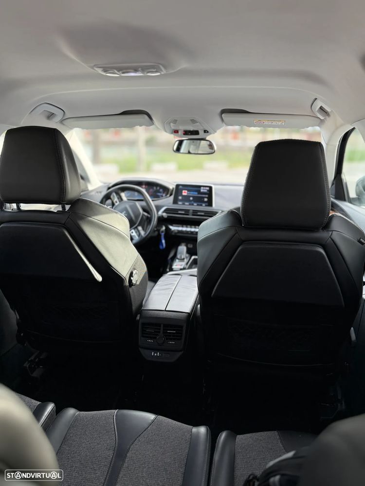 Peugeot 5008 1.5 BlueHDi Allure EAT8 - 6