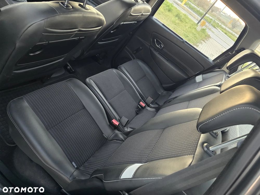 Renault Scenic 1.5 dCi Avantage - 23