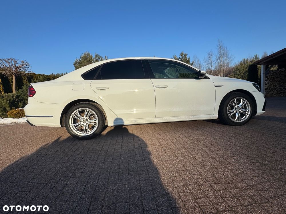 Volkswagen Passat - 8
