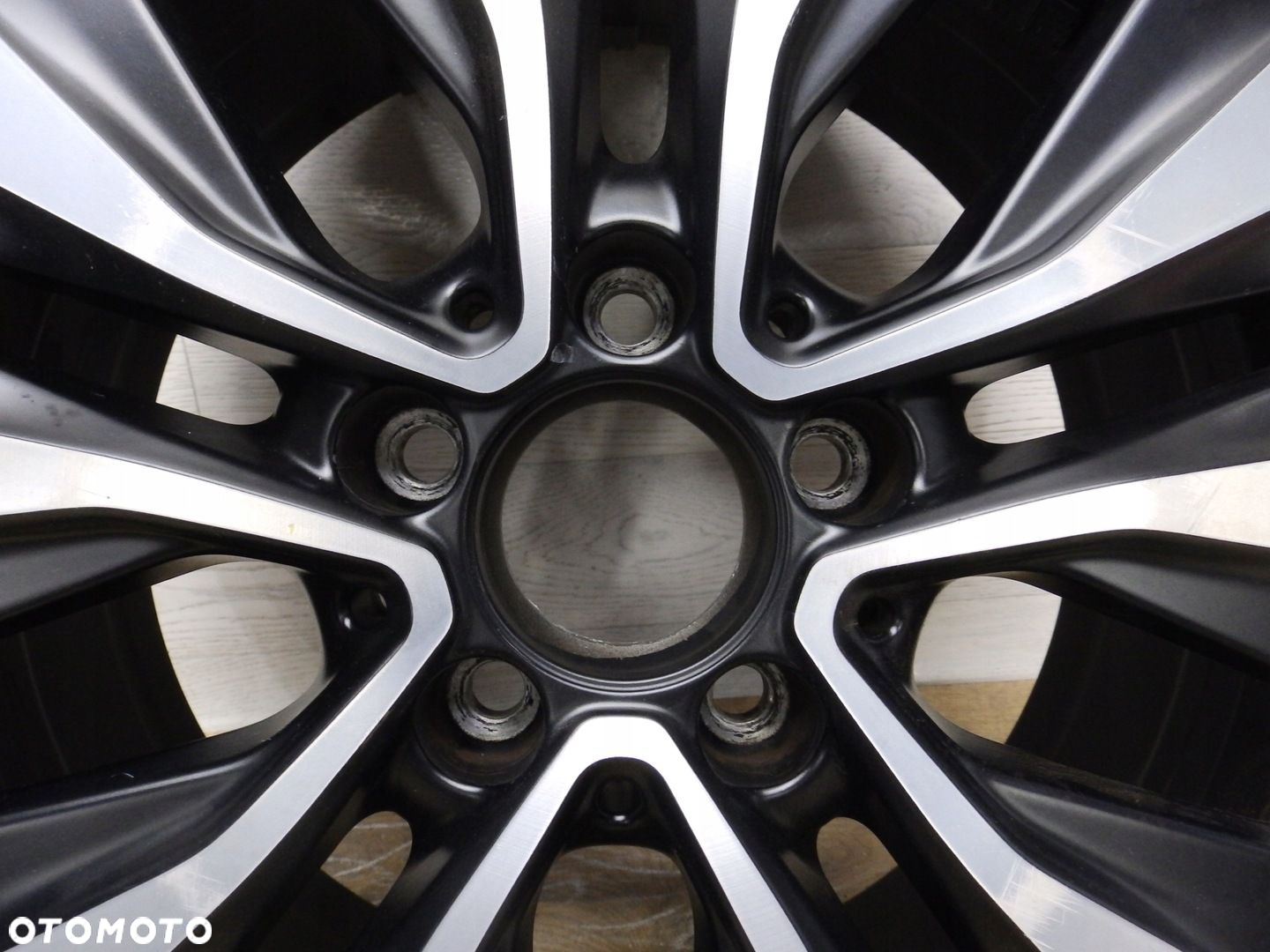 Felga Mercedes A-Klasa A177 6.5Jx16H2-N Et44 5x112 - 2