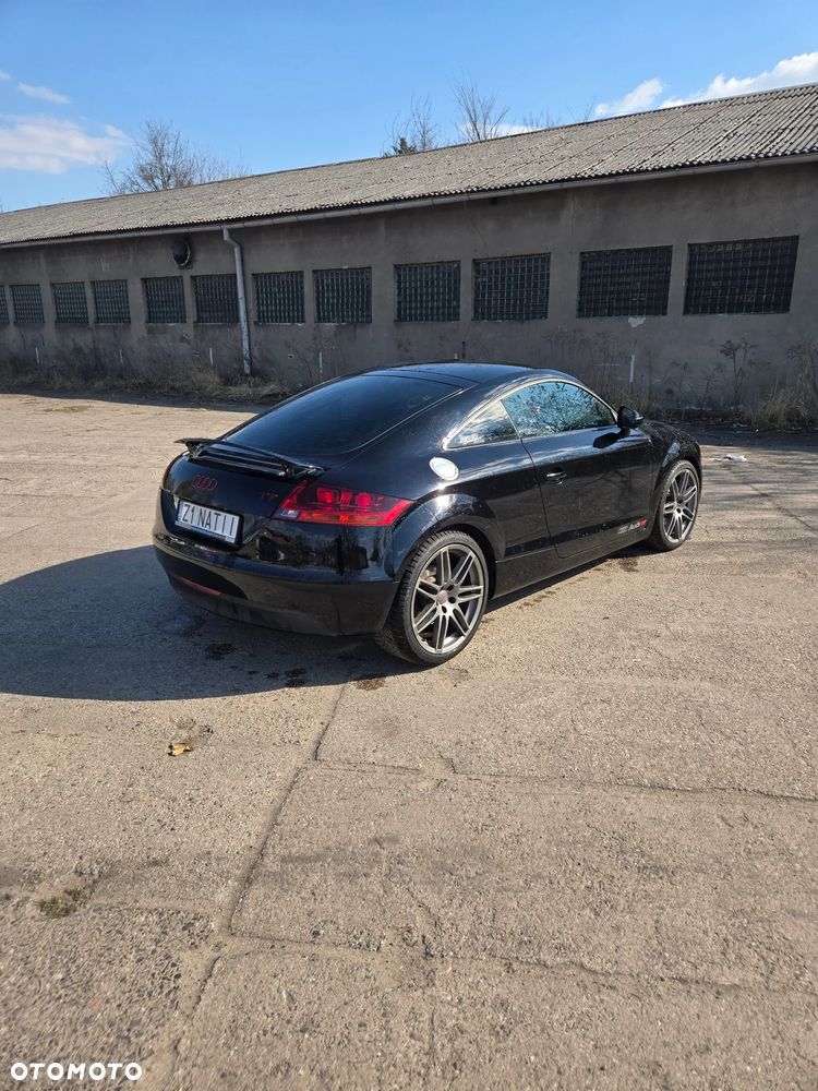 Audi TT Coupé - 1