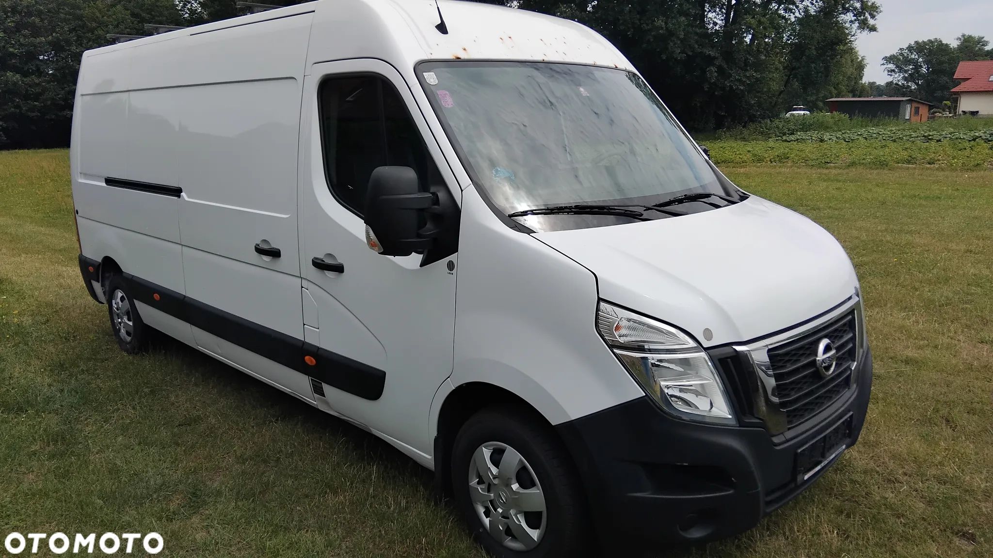 Nissan NV400 - 1