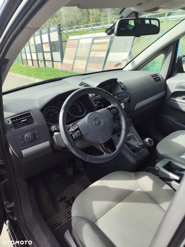 Opel Zafira 1.6 Active - 10