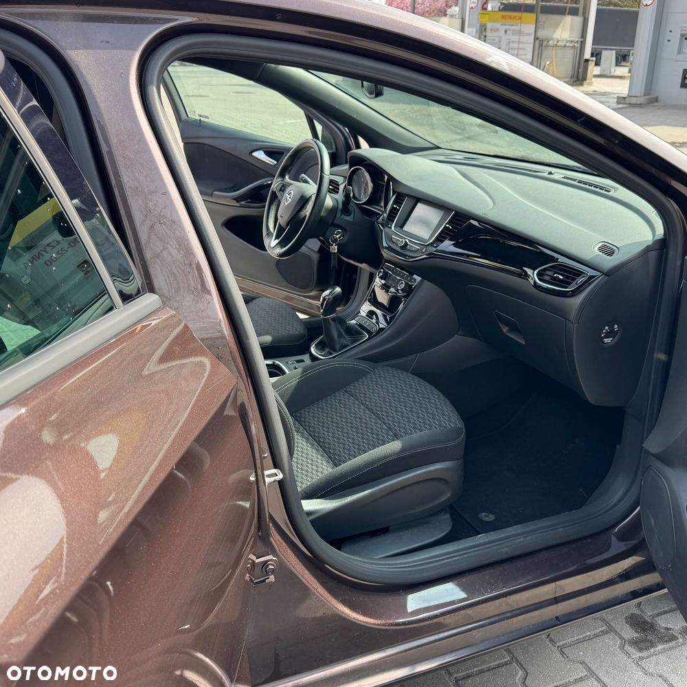 Opel Astra 1.0 T GPF Essentia S&S - 10