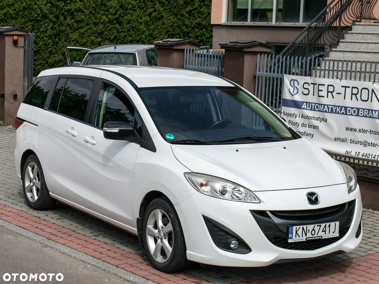 Mazda 5 - 6