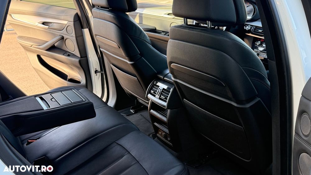 BMW X6 M M50d - 12
