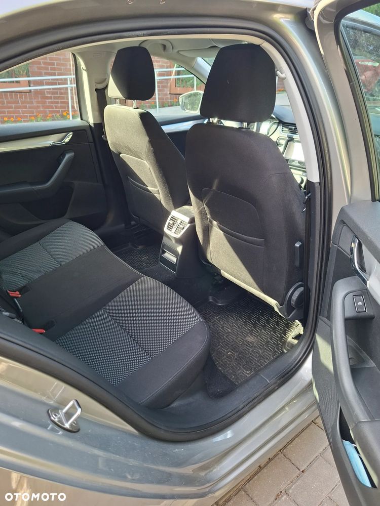 Skoda Octavia 1.6 TDI Ambition - 9