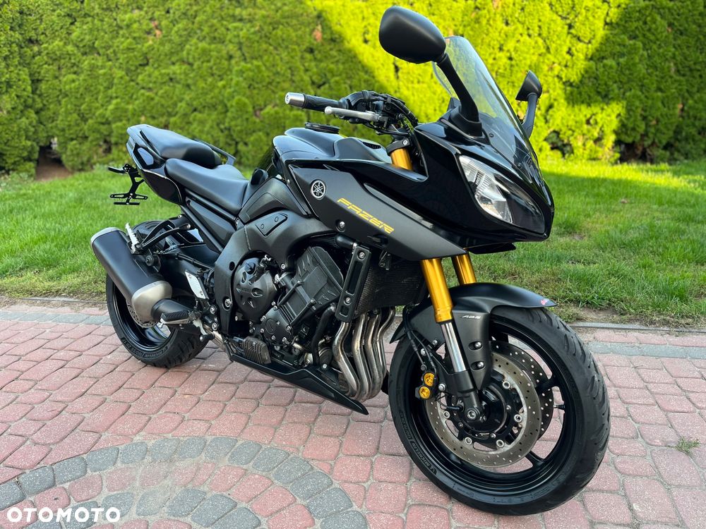 Yamaha FZ8 - 1