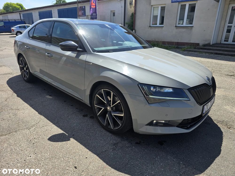 Skoda Superb 2.0 TDI 4x4 Sportline DSG - 8