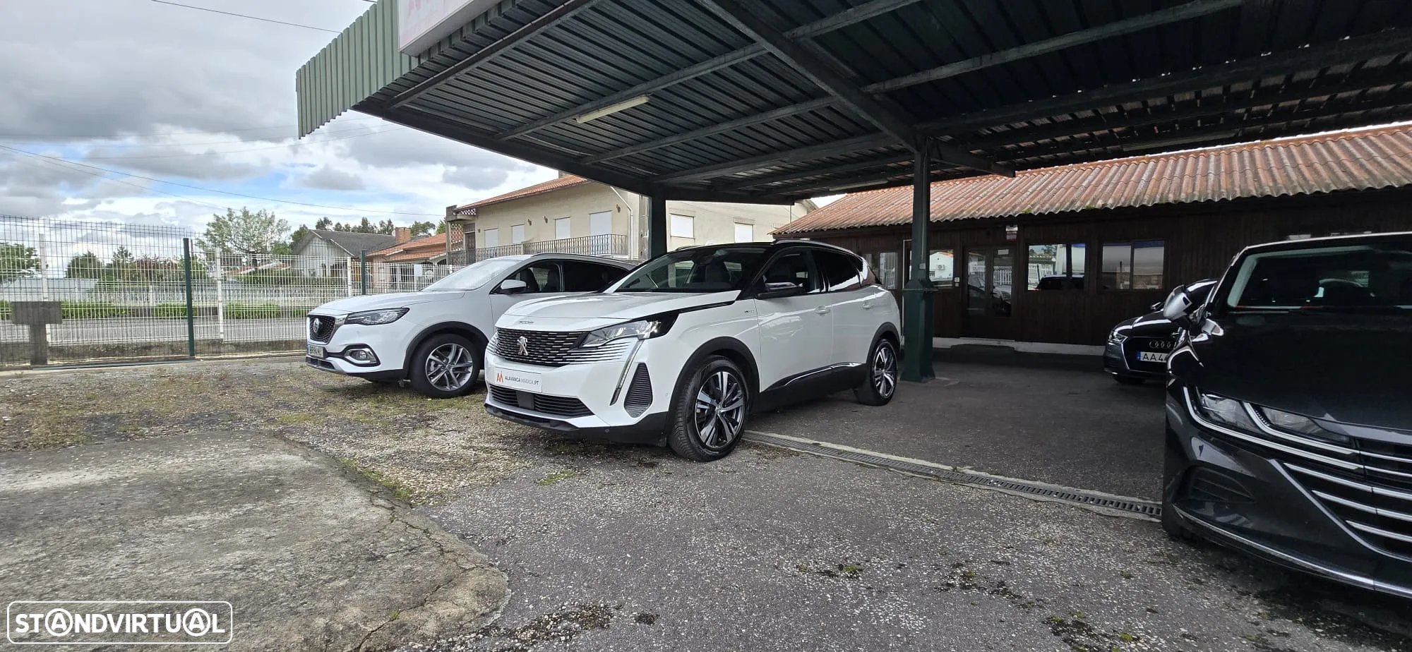 Peugeot 3008 1.6 Hybrid Allure Pack e-EAT8 - 2