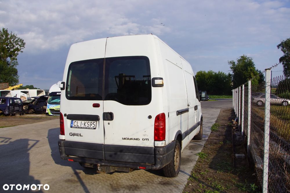 Auto na części - Opel Movano 1 I L2 2.8 DTI 114 KM S9W-702 M77 11U 2000R Silnik Skrzynia Drzwi Lusterka Szyba Maska Lampa Klamka Licznik Deska Kokpit Felga - 8
