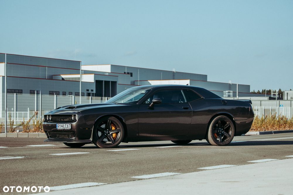 Dodge Challenger 6.2 Hellcat - 35