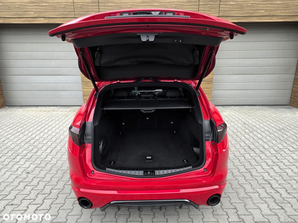 Alfa Romeo Stelvio 2.0 Turbo 16V AT8-Q4 First Edition - 18