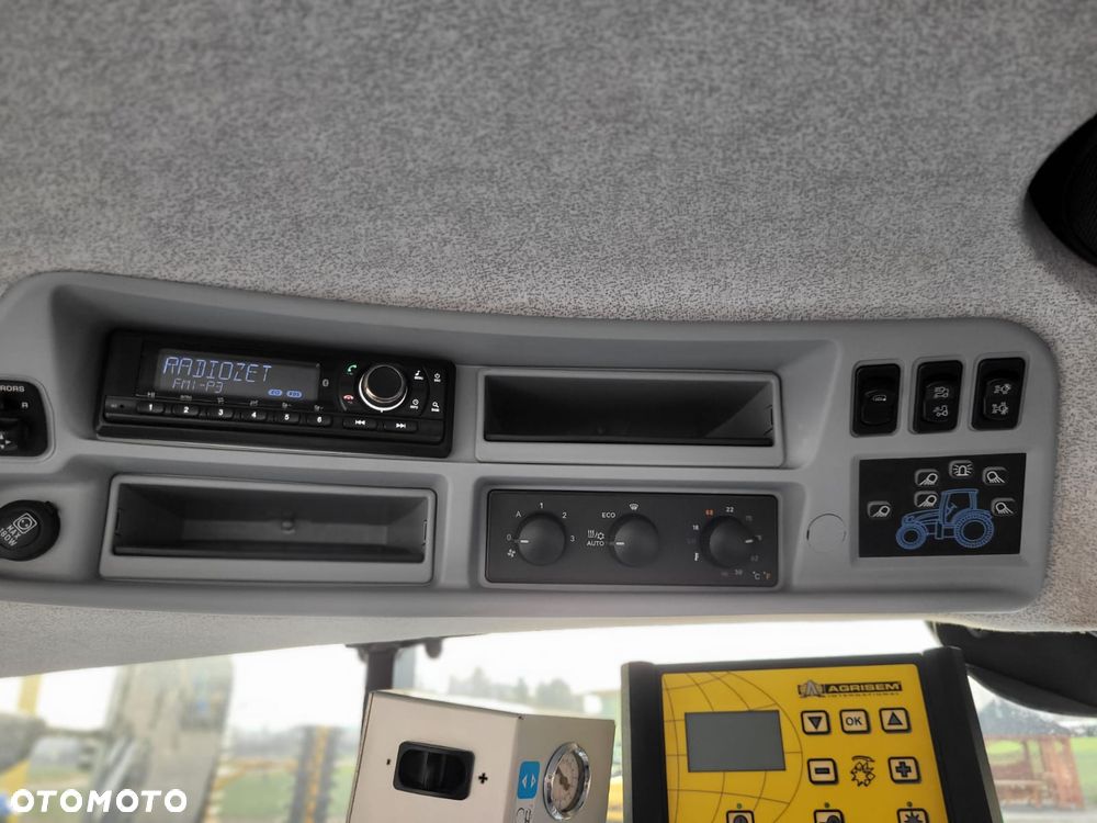 New Holland T7.270 Auto Command - 12
