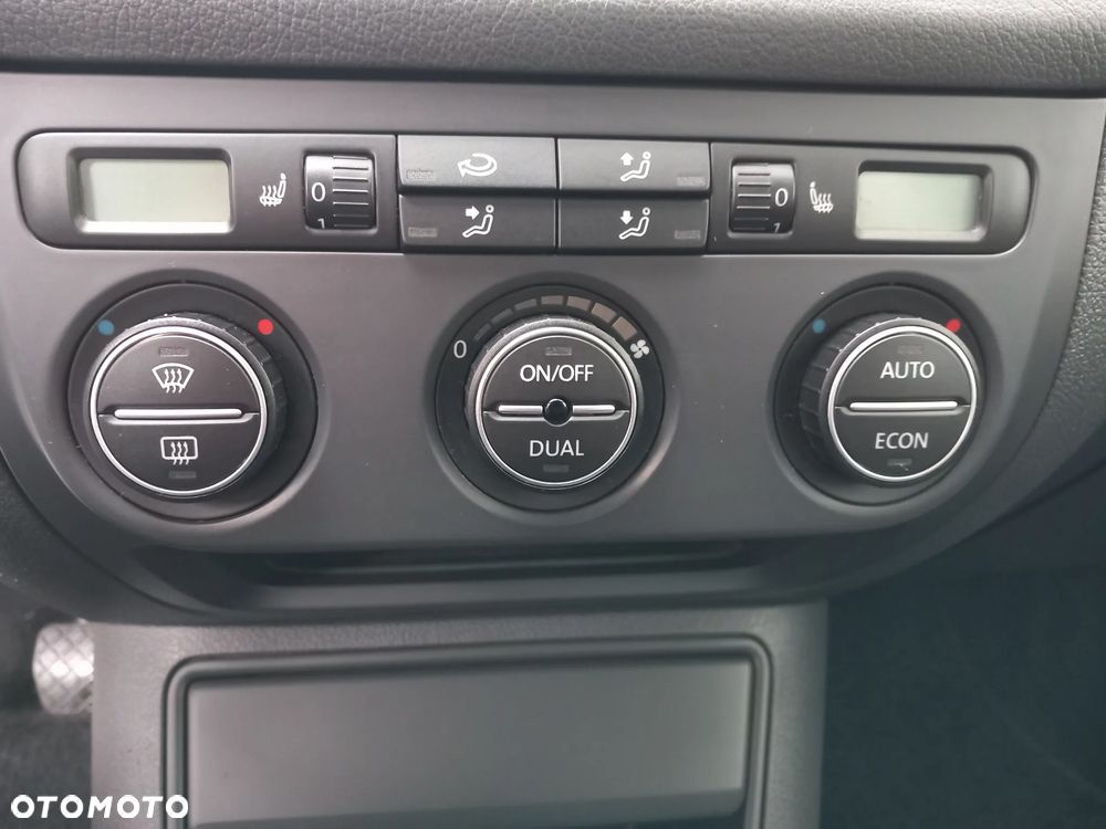 Volkswagen Golf Plus - 21