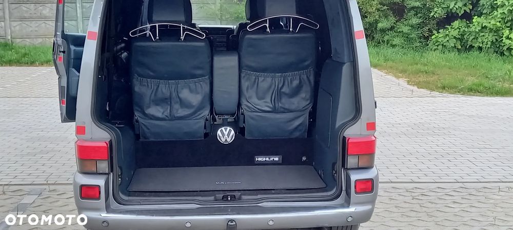 Volkswagen Caravelle Standard - 18