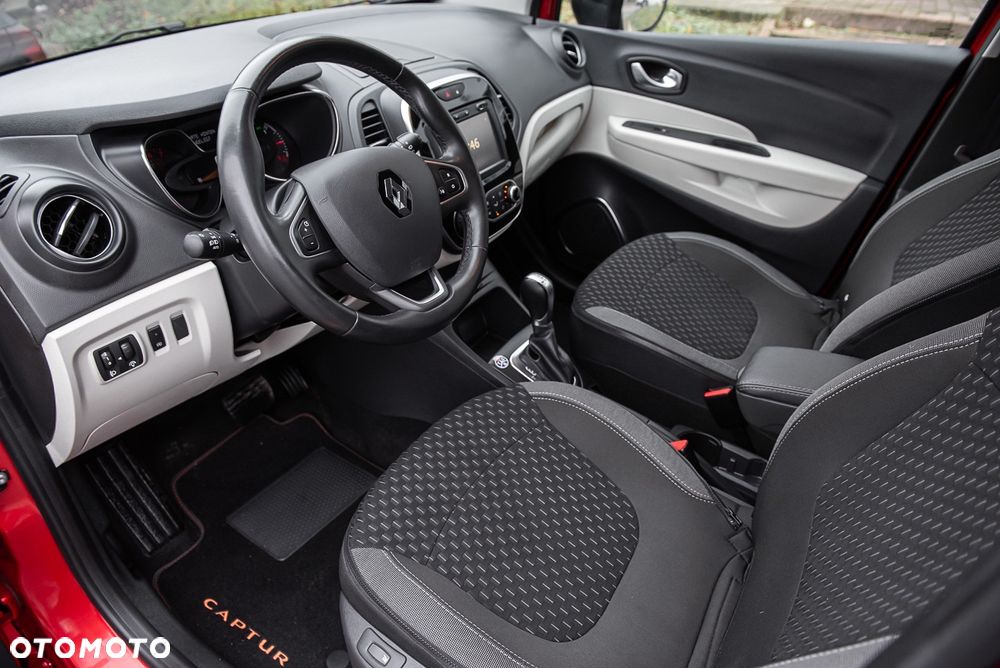 Renault Captur ENERGY TCe 120 EDC Luxe - 15