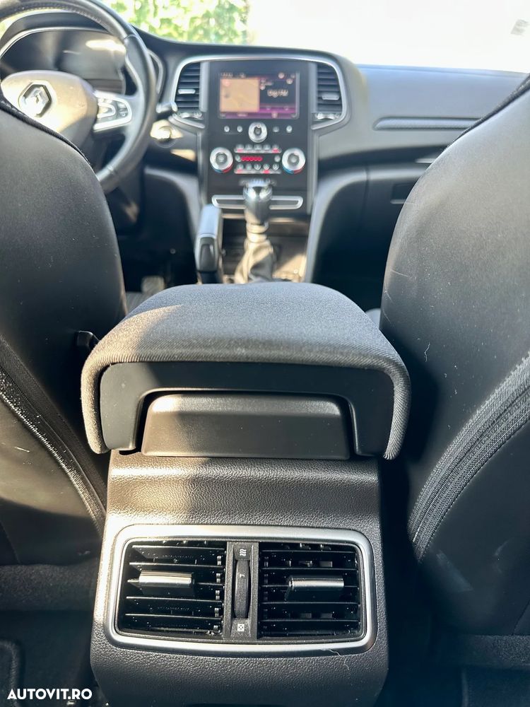 Renault Megane - 11