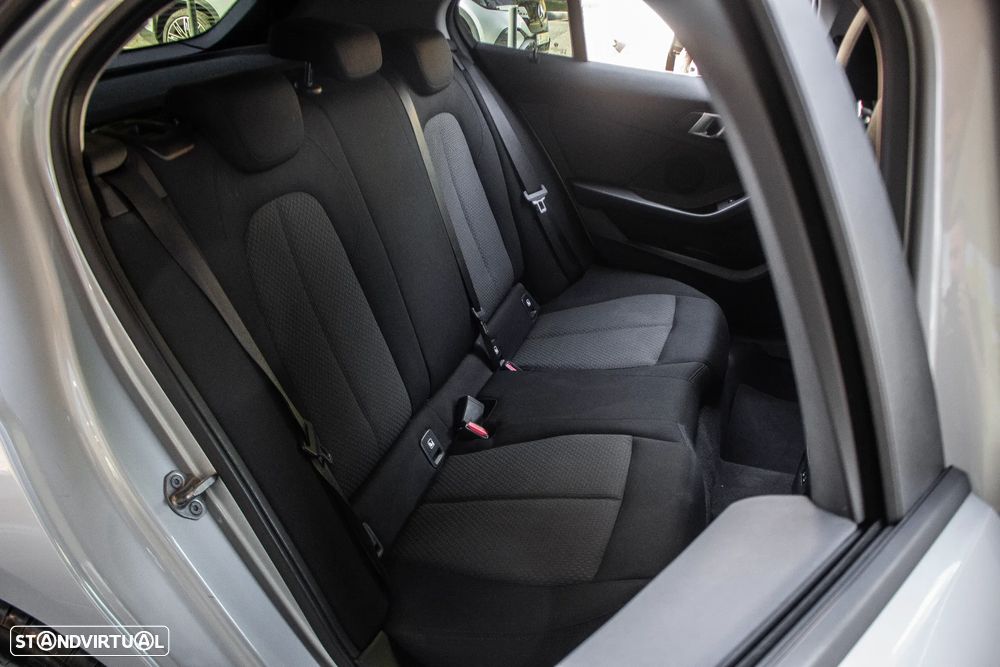 BMW 116 d Urban Line - 26