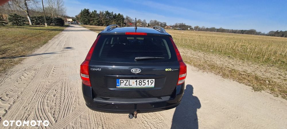 Kia Ceed 1.4 CVVT Attract - 11