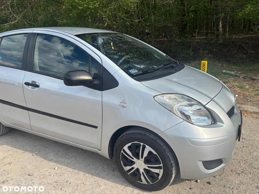 Toyota Yaris 1.33 Luna - 3