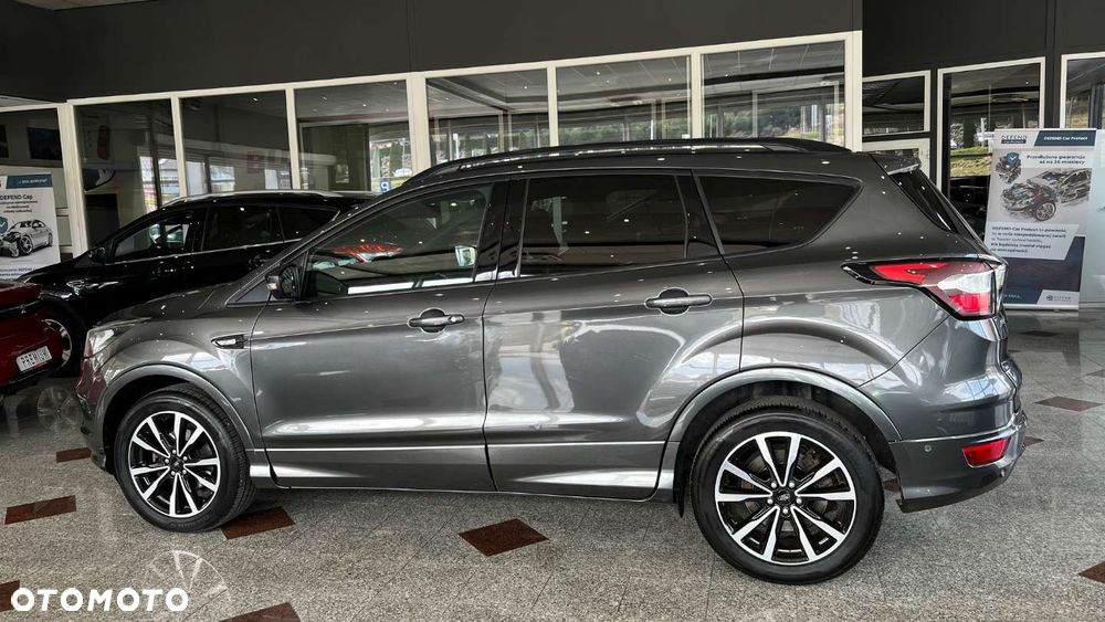 Ford Kuga - 25