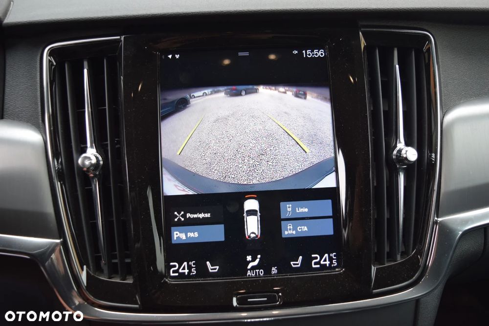 Volvo V90 D3 Momentum Pro - 33