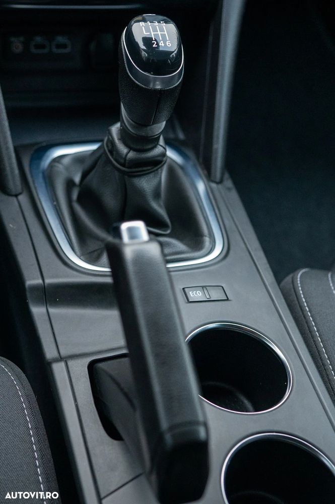 Renault Megane BLUE dCi 115 BUSINESS EDITION - 35