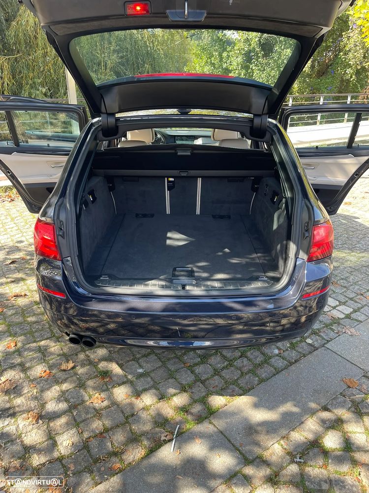 BMW 520 d Auto - 31