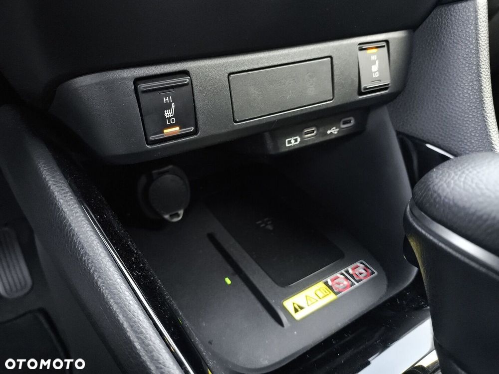 Toyota Yaris Hybrid 1.5 Style - 25