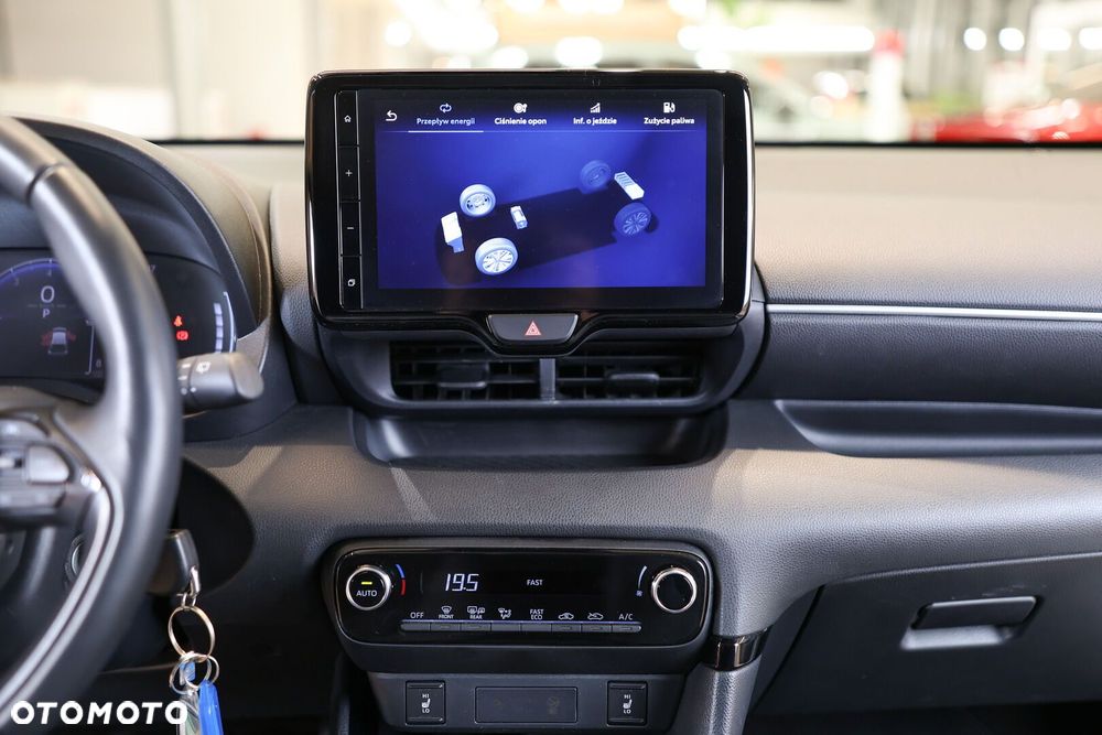 Toyota Yaris Hybrid 1.5 Style - 23