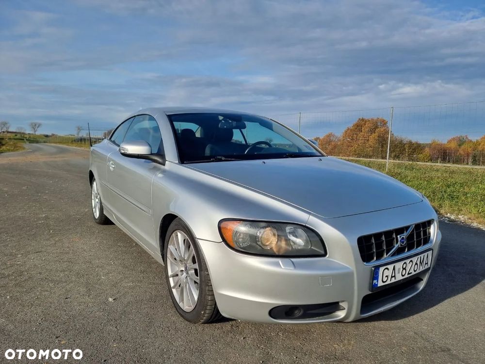 Volvo C70 - 12