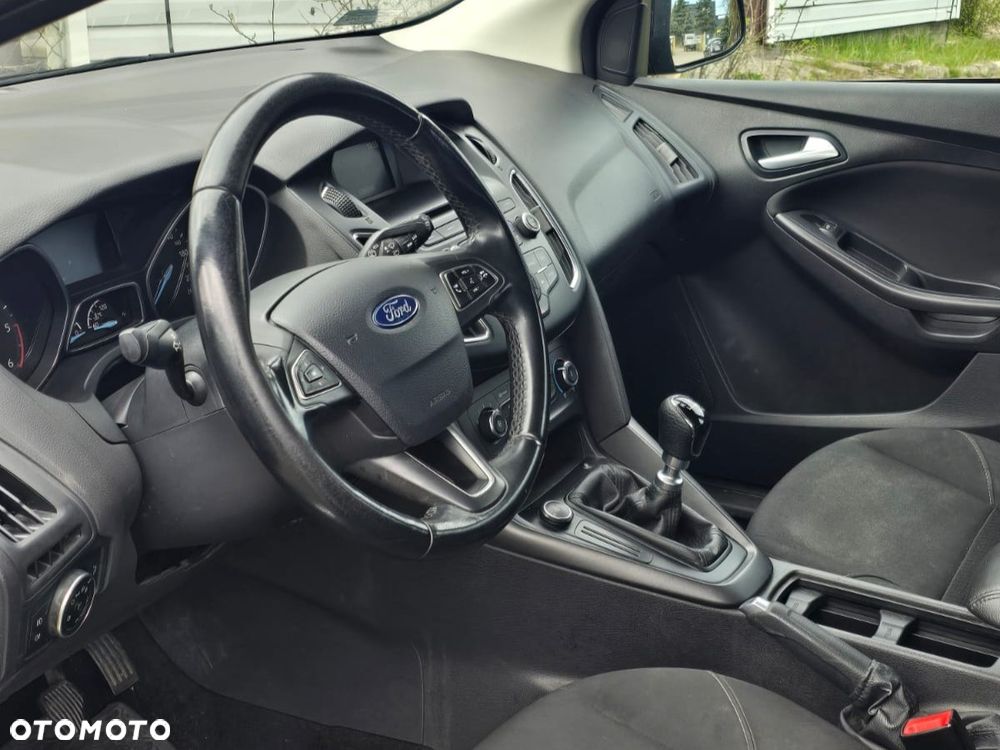 Ford Focus - 7