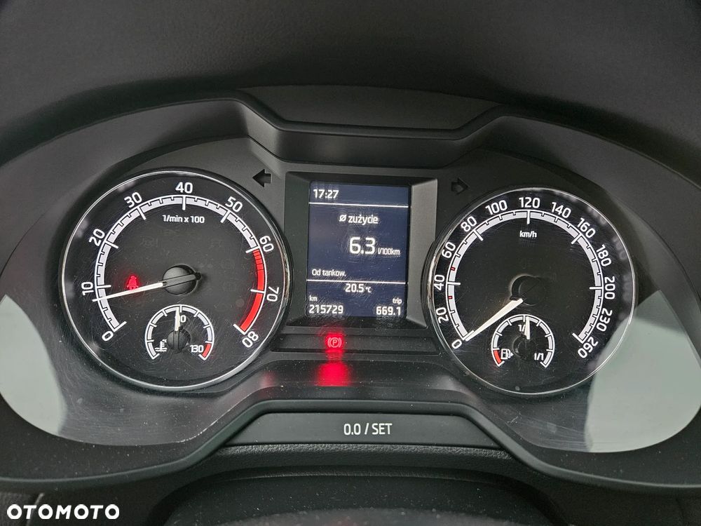 Skoda Octavia 1.4 TSI Ambition - 11