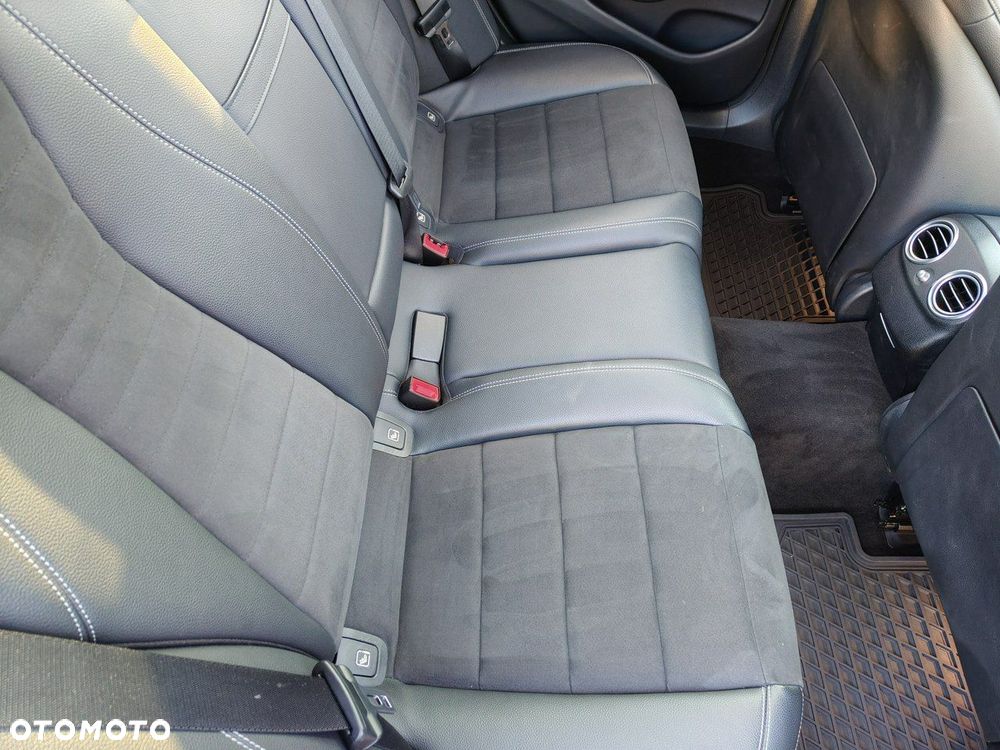 Mercedes-Benz Klasa E - 14