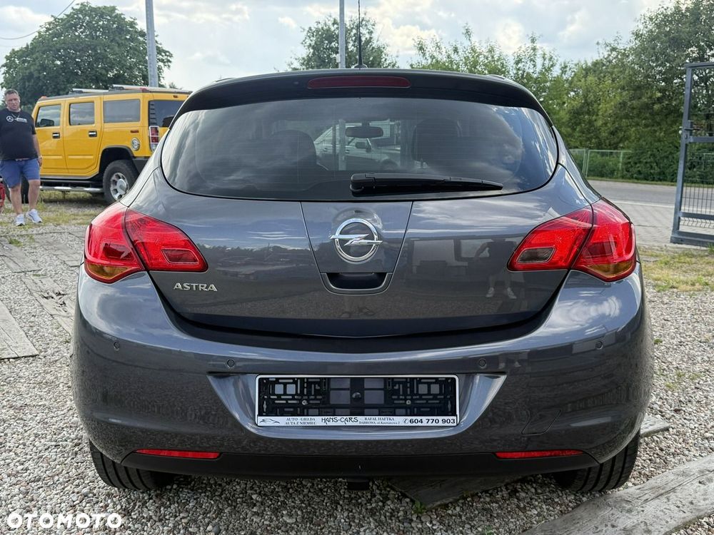 Opel Astra - 16