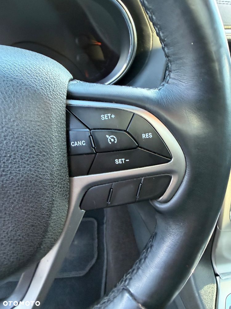 Jeep Grand Cherokee 3.6 V6 Overland - 22