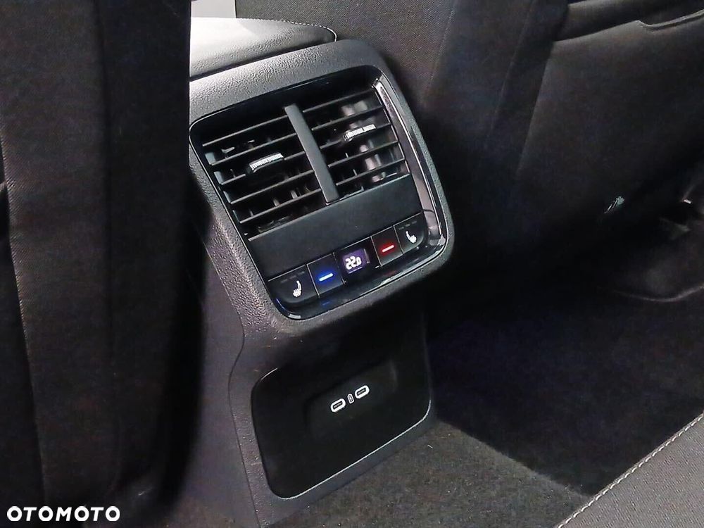 Skoda Octavia 2.0 TDI 4x4 Sportline DSG - 19