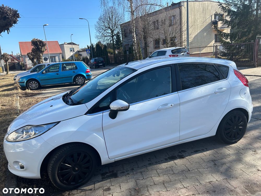 Ford Fiesta 1.6 TDCi Titanium - 15