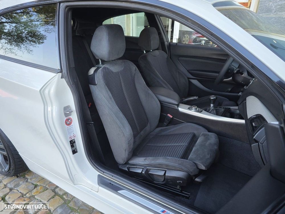 BMW 118 d xDrive Pack M - 19