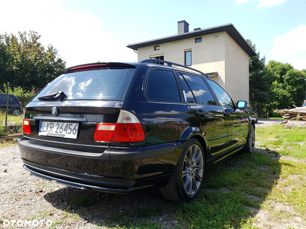 BMW Seria 3 320d Touring - 3