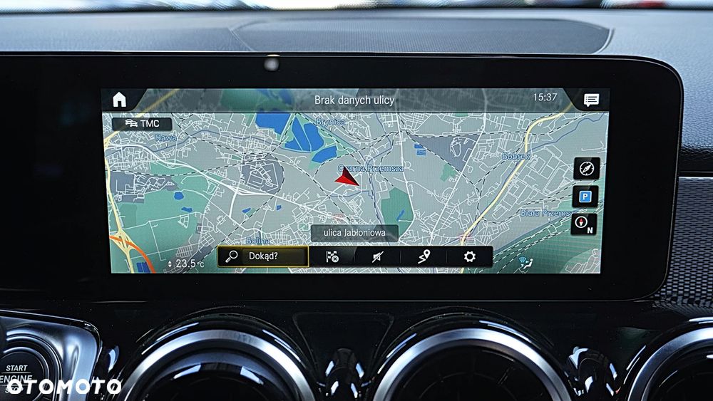Mercedes-Benz GLB 200 7G-DCT - 25