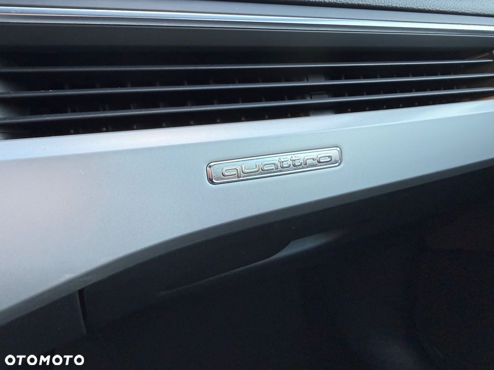 Audi A4 Avant 40 TDI quattro S tronic - 26