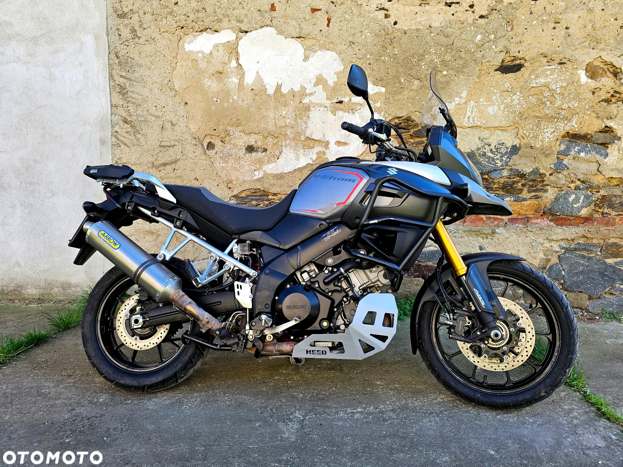 Suzuki DL