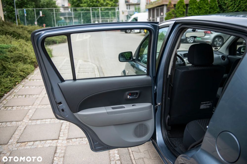 Daihatsu Sirion 1.3 CooLine - 18