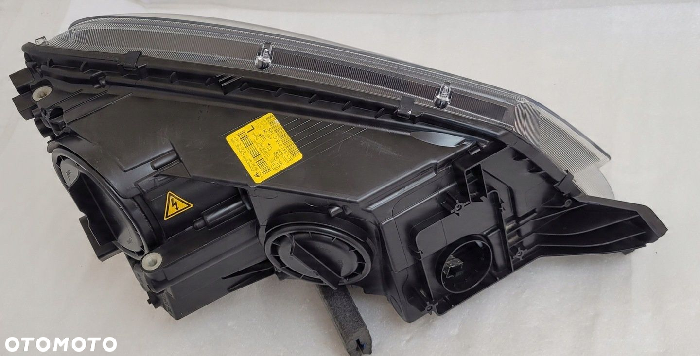 LAMPA LEWA XENON PRZÓD SKODA YETI 5L1941015C - 11
