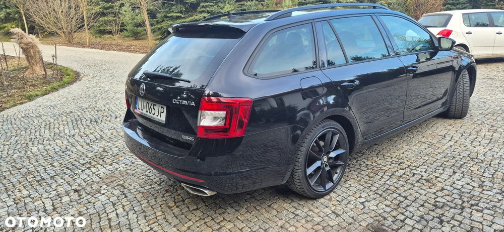 Skoda Octavia 2.0 TDI RS DSG - 4