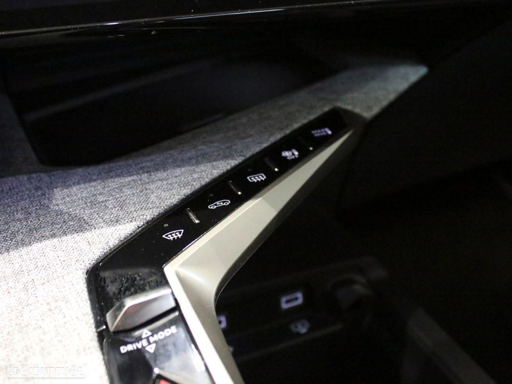 Peugeot 3008 1.2 Hybrid Allure e-DCS6 - 38